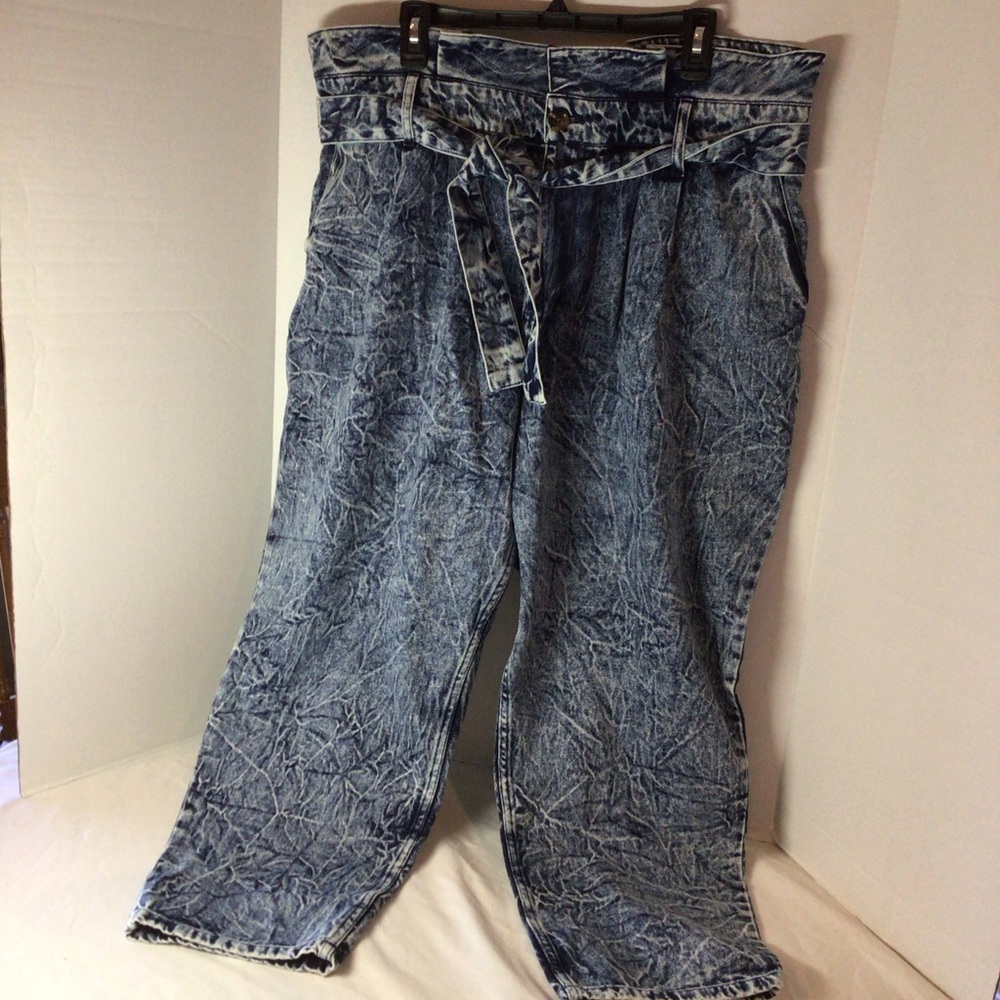 Who What Wear Paper bag waist acid wash jeans